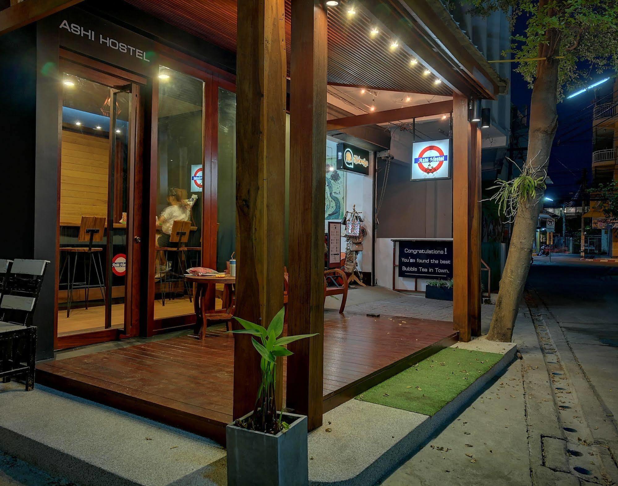 Hostel Ashi Poshtel Chiang Mai Zewnętrze zdjęcie